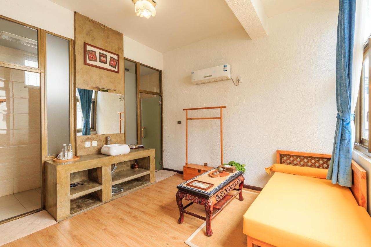 Dali Buxianshan Boutique Guesthouse-In Dali Ancient City,Near Three Pag Odas And Erhai Lake,Provide Tour Guide Service And Local Experience Екстер'єр фото
